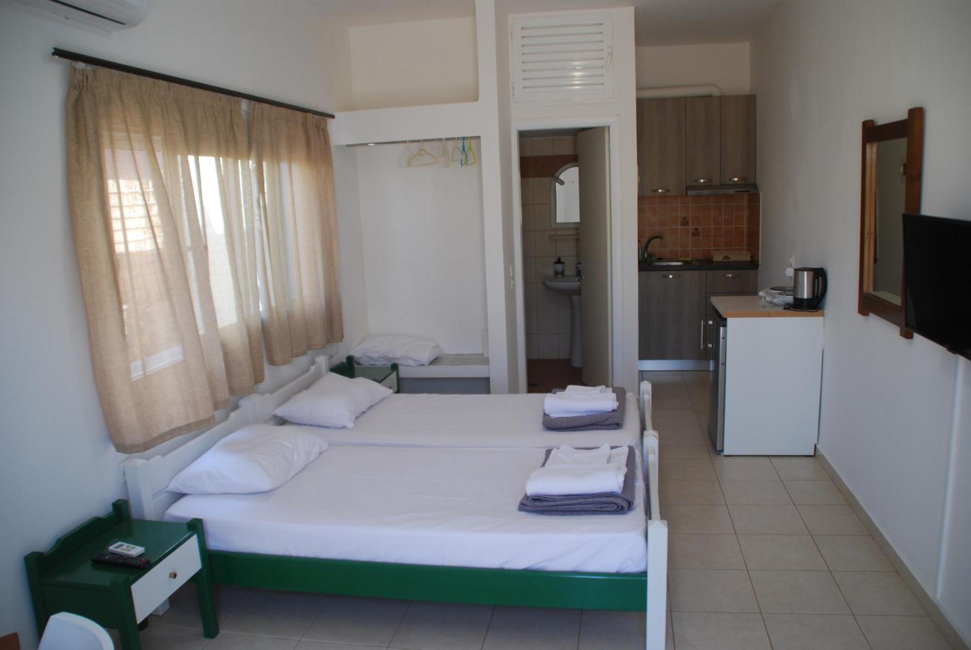 Soula Appartments Makry Gialos  Exterior photo