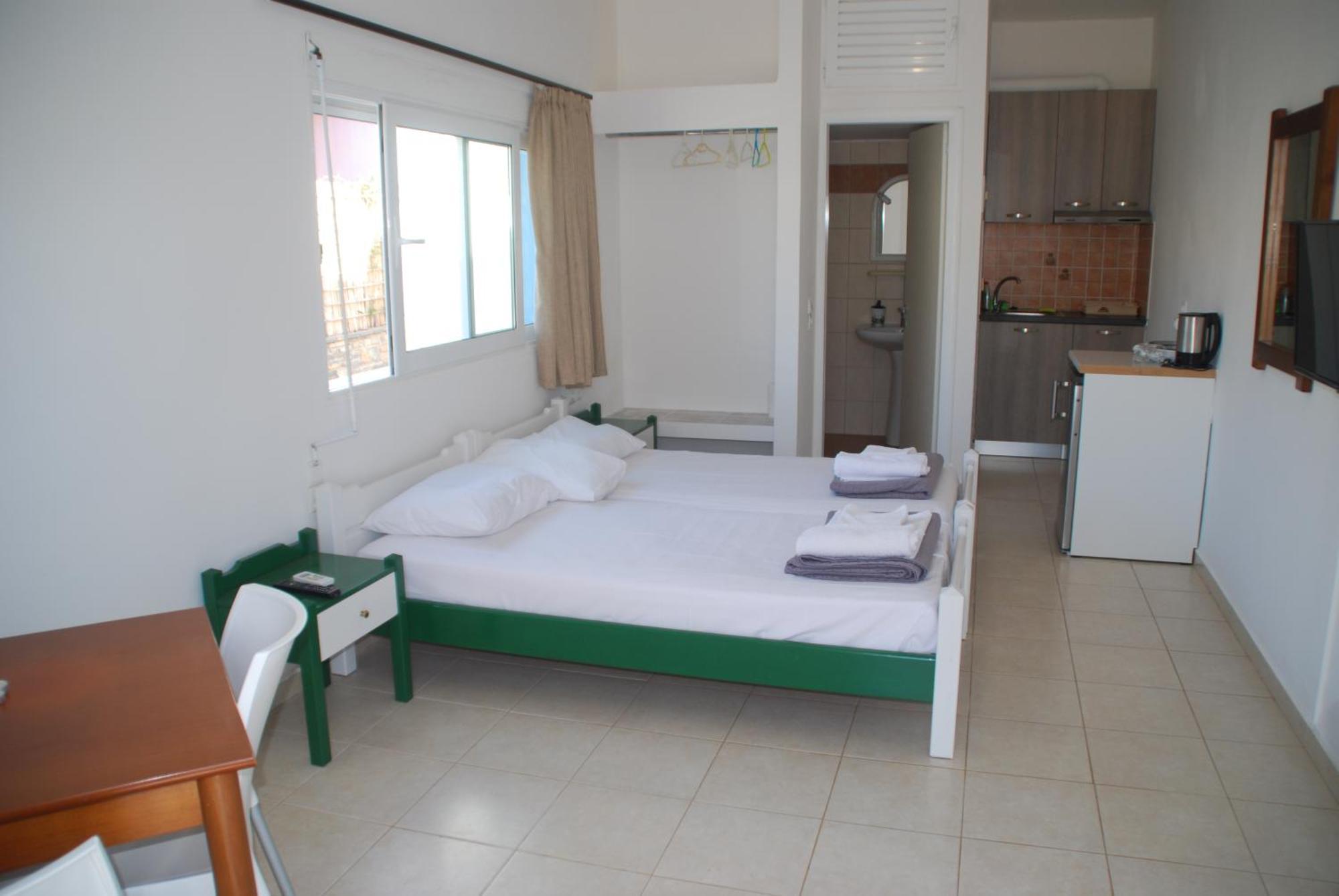 Soula Appartments Makry Gialos  Exterior photo